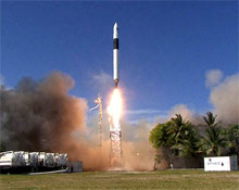 Частная ракета Фалькон 1 наконец-то достигла орбиты