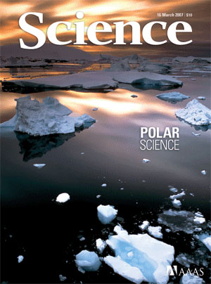   Science,        .  堗      ( ).  Kim Heacox/Peter Arnold Inc.   www.sciencemag.org