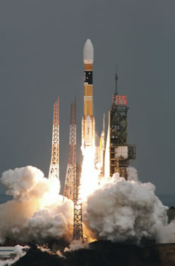 Cтарт ракеты-носителя H-2A F9 (фото: JAXA)