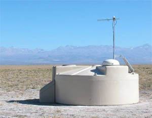 Один из 1600 баков-детекторов обсерватории Пьера Оже (фото с сайта www.auger.org)