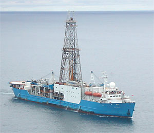 Буровое судно JOIDES Resolution (фото с сайта www.ldeo.columbia.edu)