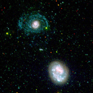  NGC4625 ()     NGC4618 ().     ⠗   (    ,  頗 )   ( )   (   www.jpl.nasa.gov)