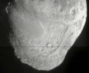 Это первое изображение кометного ядра, отличающееся столь высокой детализацией (фото с сайта www.newscientistspace.com)